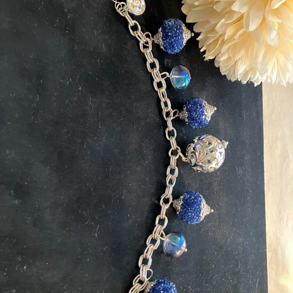 Handcrafted SIlver-Tone Double-Link Chain Bracelet Silver and Navy Crystal Beads - Picture 4 of 9